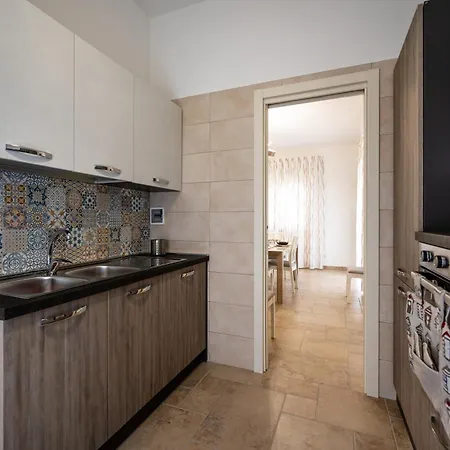 Maemi Apartment *