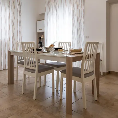Maemi - Campomarino - *